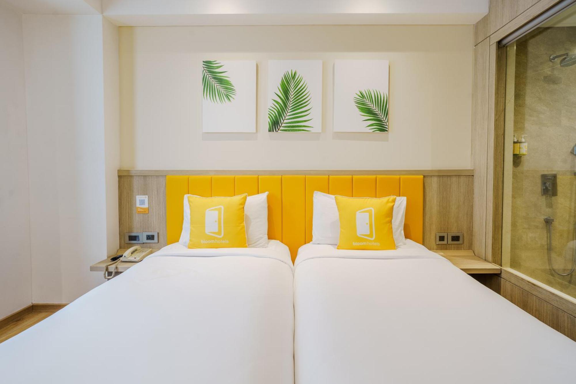 Bloom Hotel - Karol Bagh Delhi  Oda fotoğraf